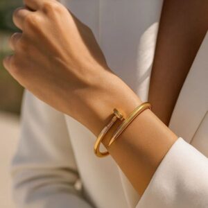 Bracelete prego dourado